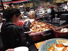 -四海一家自助餐(益田假日广场店)