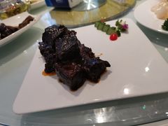 烧汁牛肉粒-老洋房花园饭店(绍兴路店)
