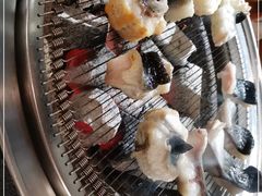 -围炉肉舍•炭烤活鳗•丹东海鲜烤肉(步行街店)