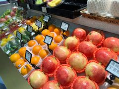 -每日新鲜水果吧(芮欧百货店)