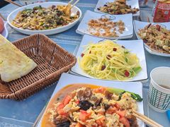 -秦扬居特色菜馆(上王村)