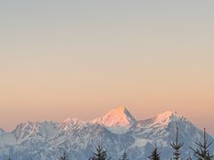 -牛背山