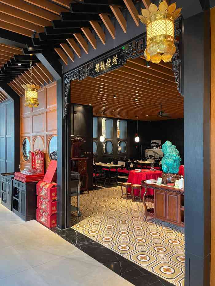 誉八仙长宁来福士店