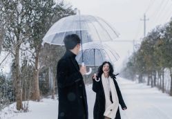 -樱花婚纱摄影