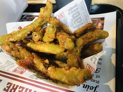 -The Habit Burger Grill 哈比特汉堡(复兴soho店)