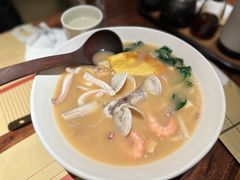 特色海鲜面-荣家黄鱼面(前滩太古里店)