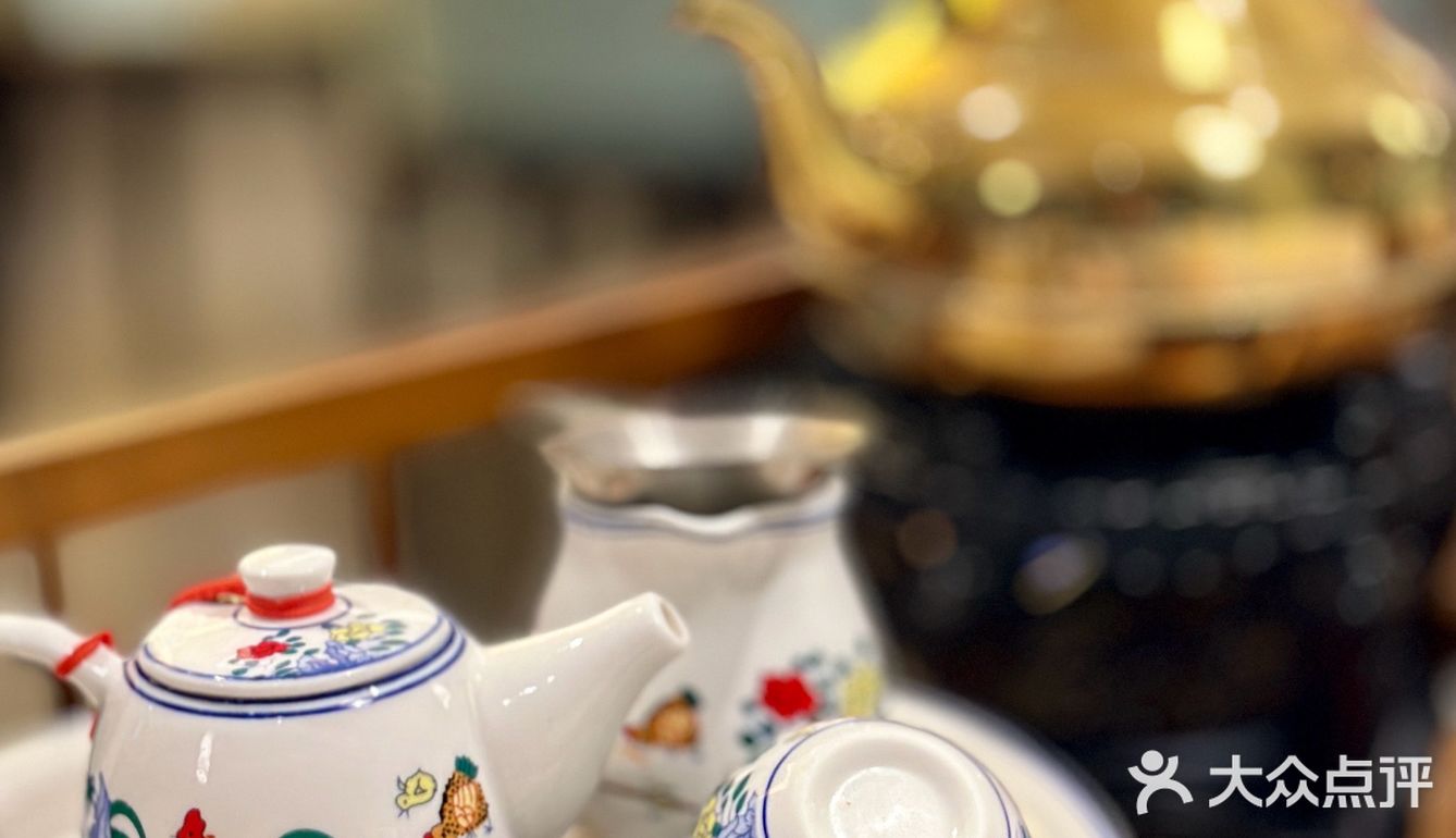 春节不打烊的，静安寺商圈内实惠广式茶楼