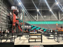 -极限PLAY运动娱乐新世界·团建派对表演休闲馆·室内高空游乐园