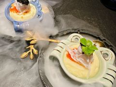 -蟹犇前•帝王蟹雪蟹(陆家嘴店)