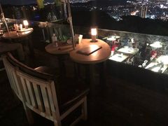 -草山夜未眠景观餐厅