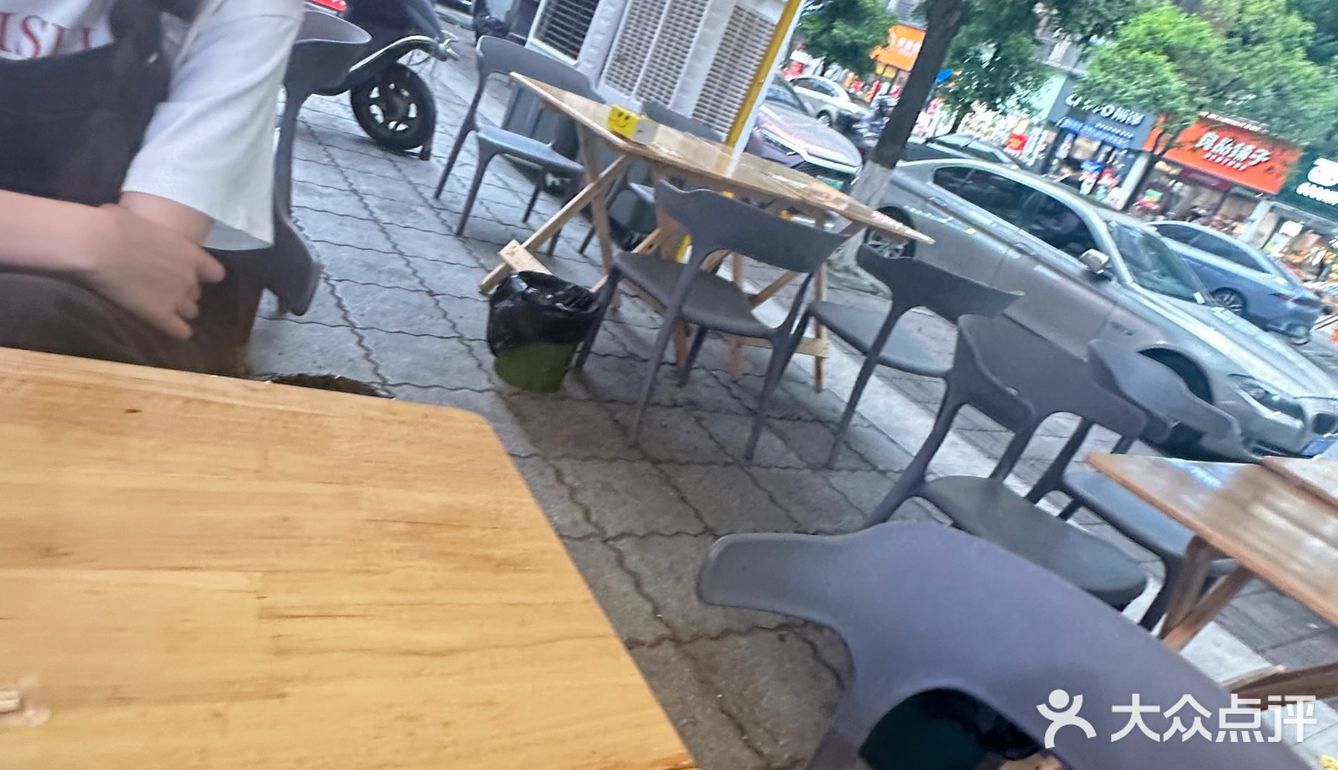 他们家的秤太准了,味道非常的巴士,很香