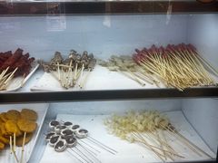 -哈尔滨小酒馆·鲜肉现穿自助烧烤(康新花园店)