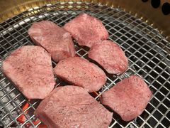 -铭牛烧肉·和牛海鲜自助(高新月牙湖店)