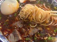 -伊穆祥牛肉面总店·清真