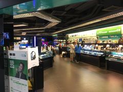 -百老汇(上水广场店)