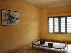 -吐斯廉屠杀博物馆