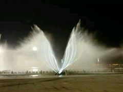 -东港音乐喷泉广场