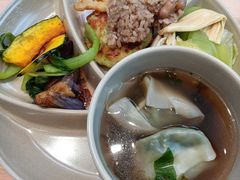 -素满香·全民食养自助(长宁龙之梦店)