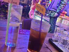 -喜鹊音乐酒馆(西街店)