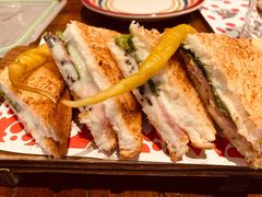 芝麻脆片配牛油果酱及西瓜莎莎-TOMATITO(无限极荟店)