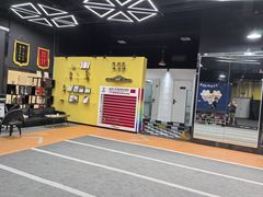 -成杰格斗·拳击·柔术·防身术(建设路店)