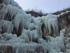 -大平台龙居瀑布旅游区