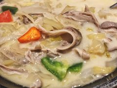 银杏酸菜浸猪肚-文记壹心鸡(宝华路店)