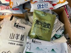 -牛奶便利(东四店)