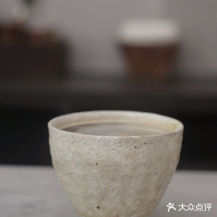 这家咖啡店 杯子也太好看了吧‼️