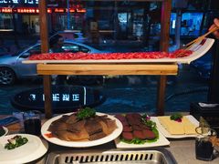 -渝夫虾滑火锅(解放路旗舰店)