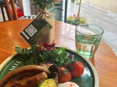 牛肉肠经典早午餐-O'mills Sourdough Bakery&Bistro(永嘉路店)