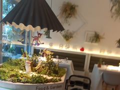 -春树下·树屋花房西餐厅(罍街AS1980店)