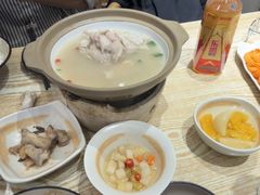 -叁煨蹄花·下饭盐帮菜(人民广场店)