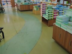 -新华书店(新街口旗舰店)