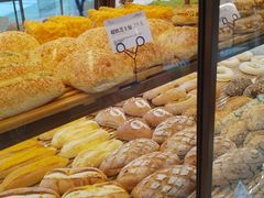 -BROAD面包路·欧式面包(龙湖时代C馆店)