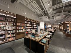 -茑屋书店(天目里店)