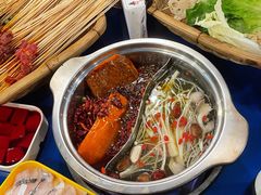 -马路边边麻辣烫联盟路店