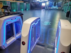 -极限PLAY运动娱乐新世界·团建派对潮玩休闲馆·室内蹦极高空游乐园