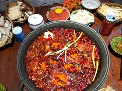 -四小区火锅·巷子里的重庆火锅(花照壁店)