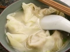 清汤抄手-春阳水饺(香槟广场店)