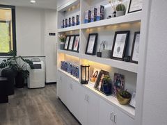 -因普朗口腔矫正种植中心(杭印街门诊部)