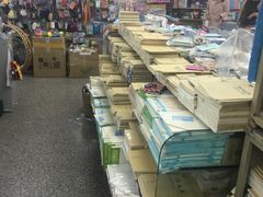 -雨丝书店(综合商业楼店)