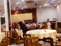 大堂-红色湘菜馆(春风店)