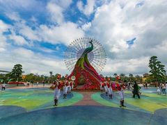 -七彩云南欢乐世界