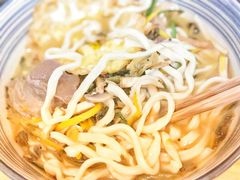 精选酸菜牛腱子面-陈八两面家(华孚写字楼店)