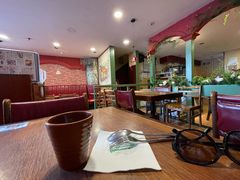 -玛格萝妮比萨屋(陆家浜路店)