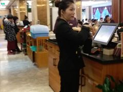 -万山楼海鲜酒家·二十三年老字号