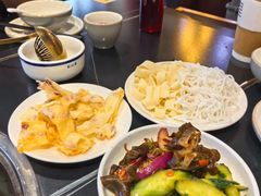 -野菌皇海景野生菌火锅(滨海大道店)