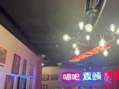 -唱吧麦颂KTV(西单华威潮铺街店)