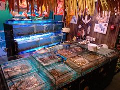 -领鲜活海鲜榴莲自助火锅(东门店)